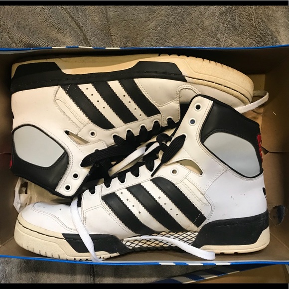 Adidas High Tops, size 11.5 - Picture 2 of 3